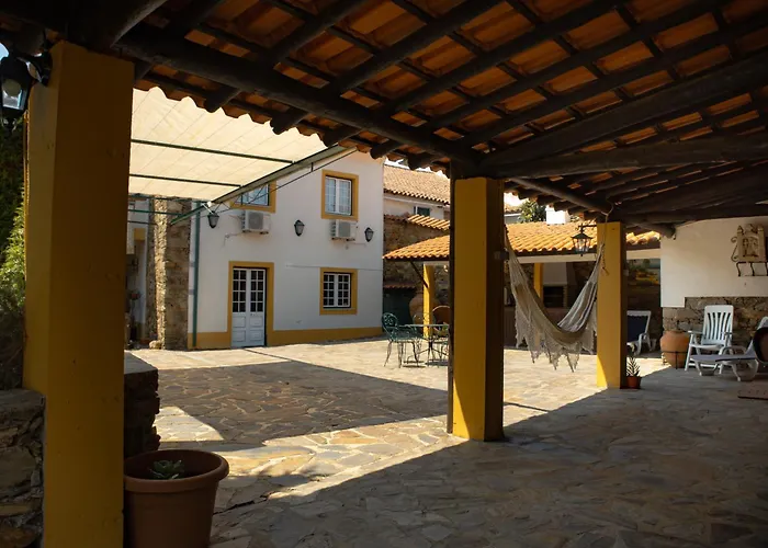 A Sobreirinha Jacuzzi E Pet Friendly بيت للعطل Sobreira Formosa