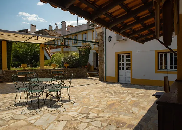 A Sobreirinha Jacuzzi E Pet Friendly بيت للعطل Sobreira Formosa